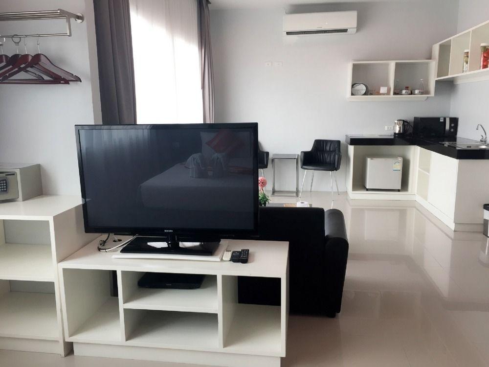 Pj Patong Resortel Luaran gambar