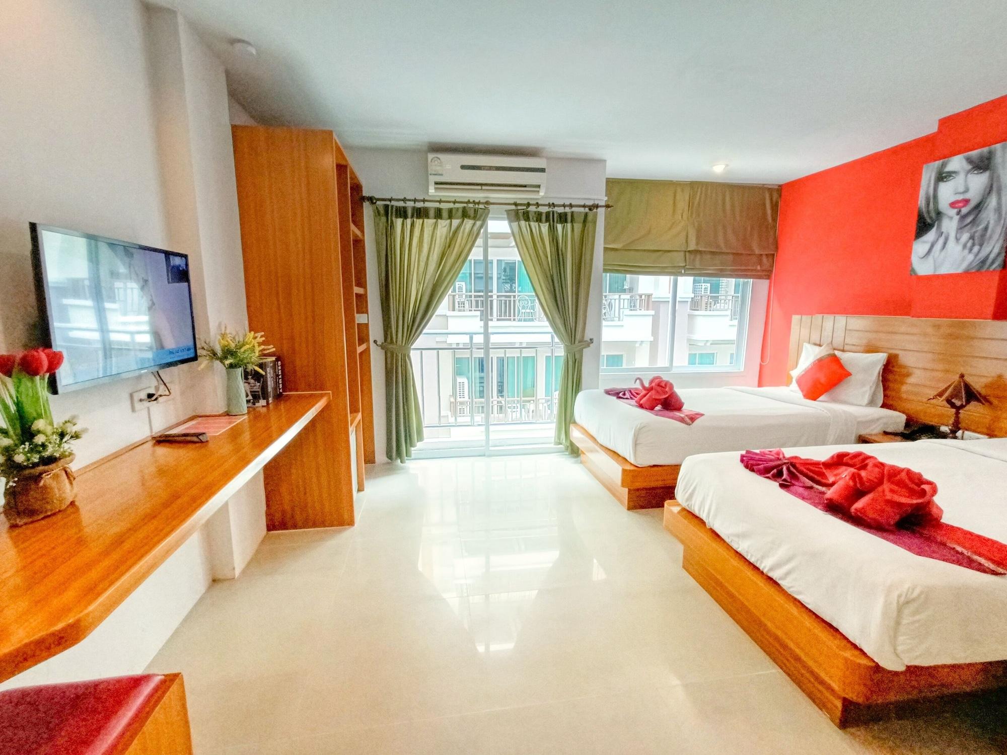 Pj Patong Resortel Luaran gambar