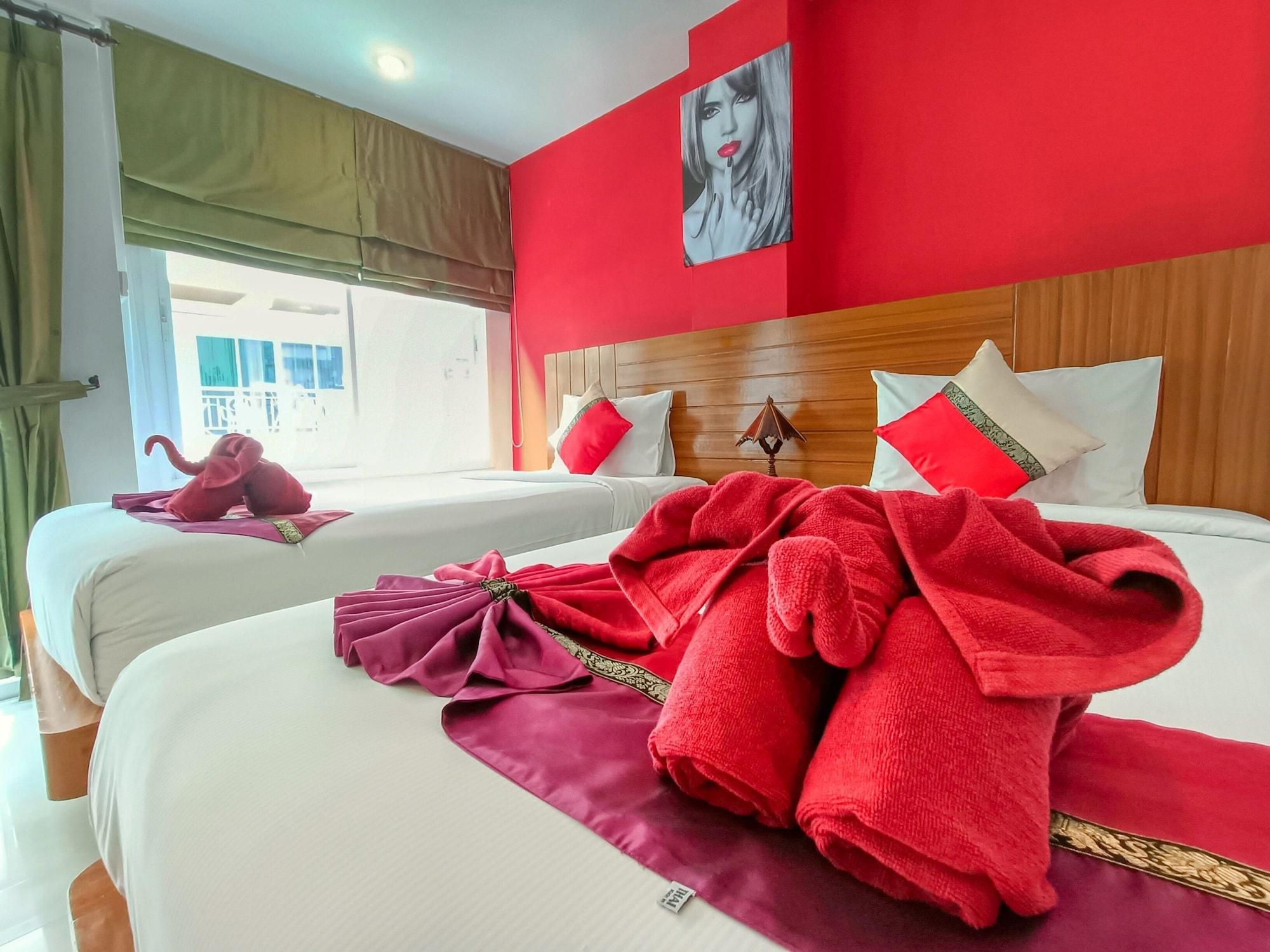 Pj Patong Resortel Luaran gambar