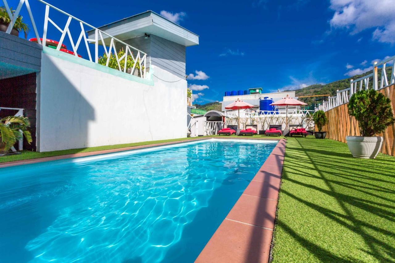 Pj Patong Resortel Luaran gambar